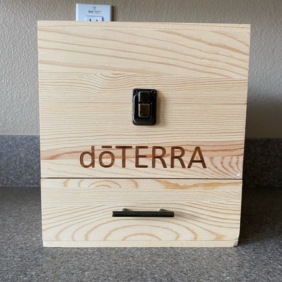 Doterra Storage & Organization Large Doterra Wooden Storage Box